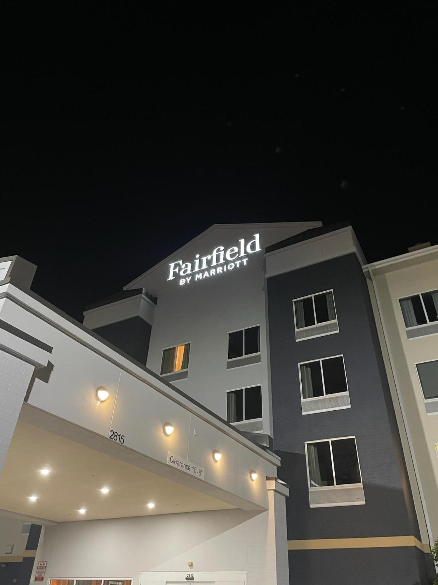 Fairfield Inn And Suites Cleveland Exterior photo