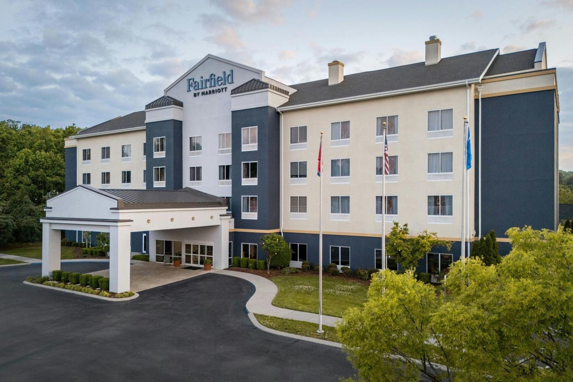 Fairfield Inn And Suites Cleveland Exterior photo